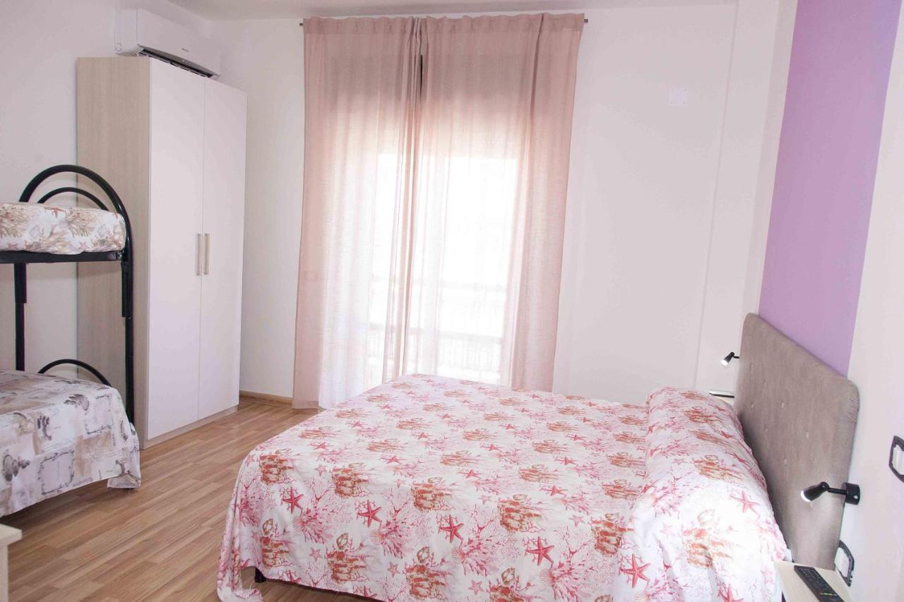 La Perla Rosa Bed and Breakfast Diamante Eksteriør billede